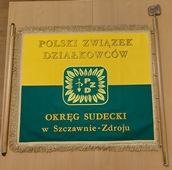 Sztandar Okręgu Sudeckiego PZD w Szczawnie-Zdroju